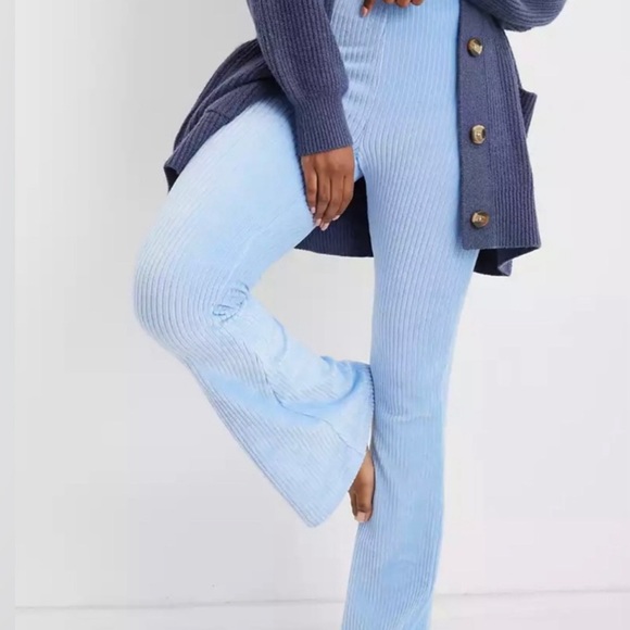 Aerie flare pants - Picture 2 of 6